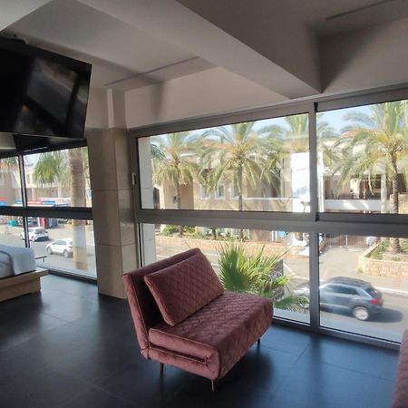 Summertime Signature Suites Agia Marina Dış mekan fotoğraf